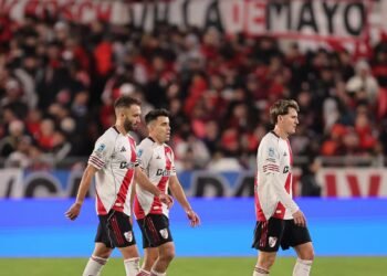 The combo that sank River: the starters did not respond and the replacement passed on tiptoe