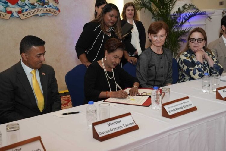 PM hails move by World Bank to set up offices in T&T