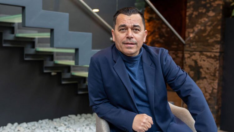 A smile was replaced by fear for his life: Roman Pomajbo admitted a shocking diagnosis that no one knew about – Star cases – Cocktail