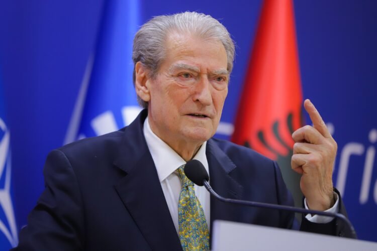 “Why is the USA not removing the stamp of “non grata”?”- Alesia Balliu explodes at Berisha: Sali the coward, don’t blame us for what Shkëlzeni does with Rama!