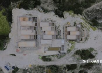 Milos: In search of a legal “way out”, owners under construction of tourist units