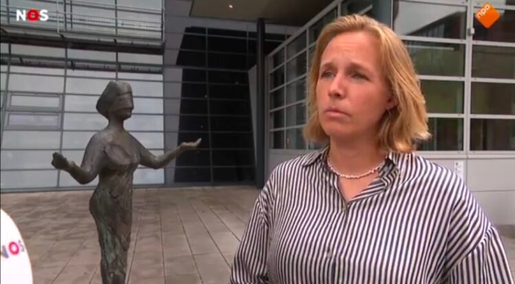 NAC gets blunt from judge in passport case: duel with Go Ahead remains standing – de Ware Tijd