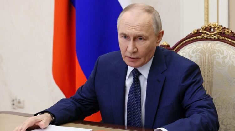 Putin crawled into a bunker, his cook is being watched by cameras. The Kremlin is afraid of drones and a coup – World – News