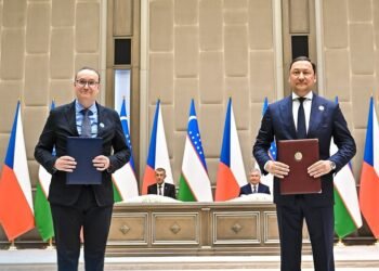 Uzbekistan will buy 10 electric trains from the Czech Republic