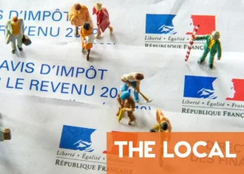 What exactly do I need to tell the taxman about my income outside France?