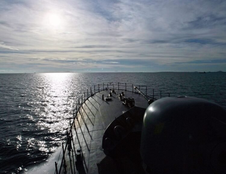 Sea straits and canals – the Achilles heel of the world economy, politics and security