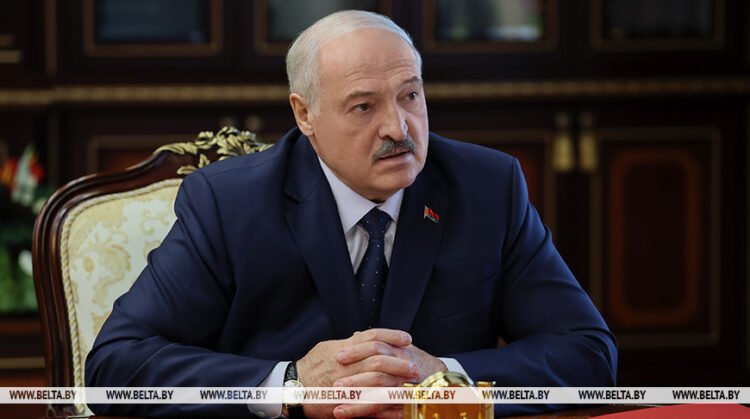 Lukashenko approves appointment of two district heads