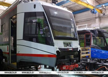 Lukashenko names key condition for winning competition in machinery on foreign markets
