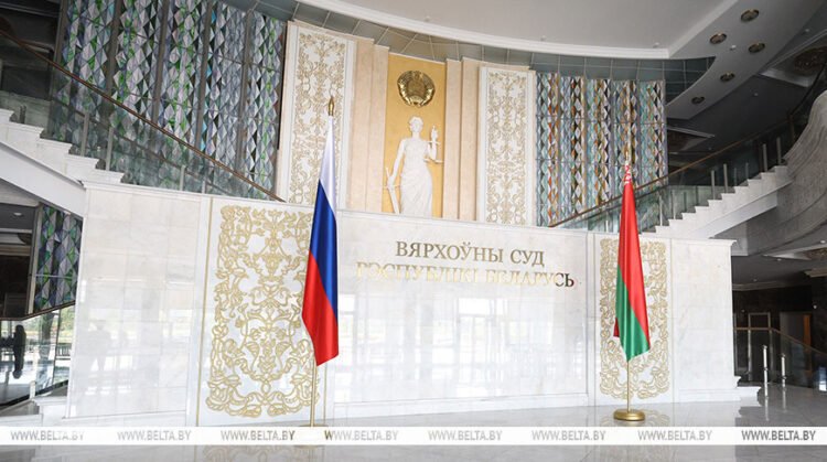 Shved proposes permanent cooperation body for supreme court chairmen of Belarus, Russia  