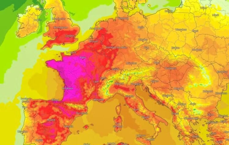News tickerSevere weather over Switzerland16-year-old seriously injured – thunderstorm cell hits Zurich massively93.2k95.9k