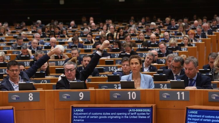 The first reactions of MEPs to Vučić’s resignation announcement – Politika