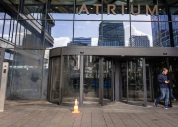 Police arrest 16-year-old boy due to explosion at office building on Amsterdam’s Zuidas