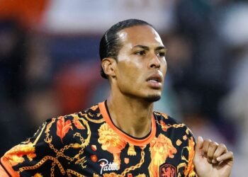 Patta’s designers created the Orange training shirt that represents the new Netherlands