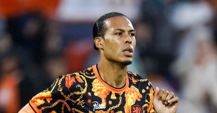 Patta’s designers created the Orange training shirt that represents the new Netherlands