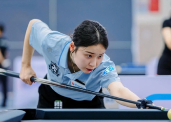 S.Korean female billiards player defeats male opponents in Vietnam