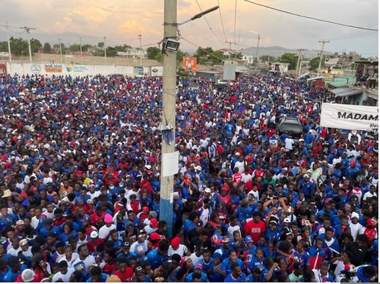 Gonaïves: a human tide parades in support of the national selection before its entry into the World Cup