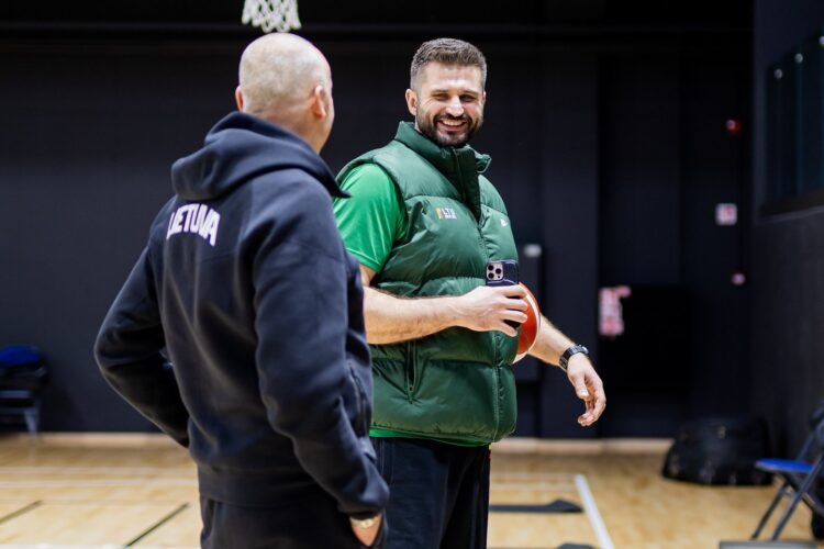 Linas Kleiza seriously warns about the national team: putting responsibility on one player can be bad