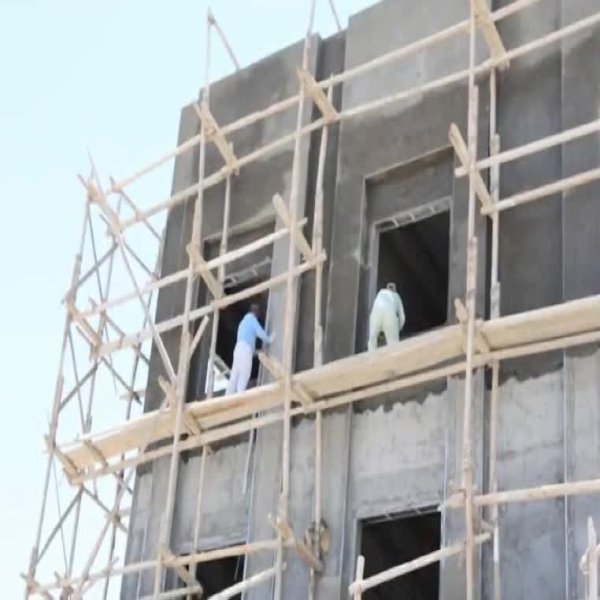 23 Notices Issued as Workers Found Exposed to Extreme Heat During Kuwait’s Midday Work Ban
