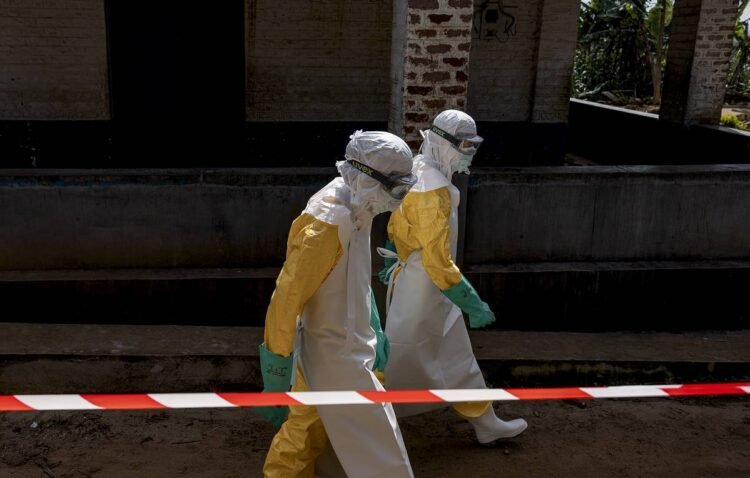 WHO reports 906 suspected Ebola cases, including over 200 deaths – Society & Culture