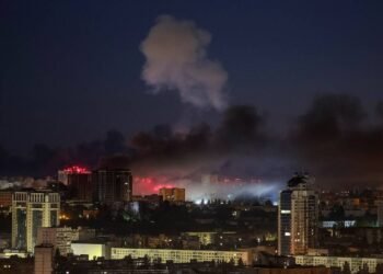 Press review: Russia’s strikes on Kiev boost pressure as Israel could derail US-Iran deal – Press Review