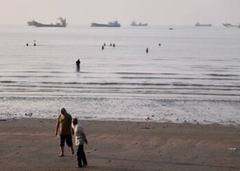 Iran closes Strait of Hormuz until further notice — government agency – World