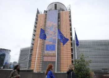 Press review: US-Iran deal vulnerable to escalation and EU backs 21st sanctions on Russia – Press Review