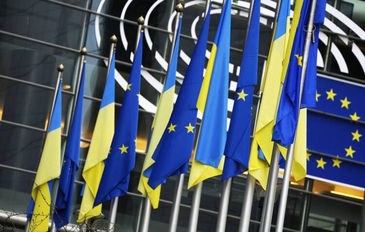 Press review: EU seen as preparing for war with Russia while Zelensky threatens Belarus – Press Review