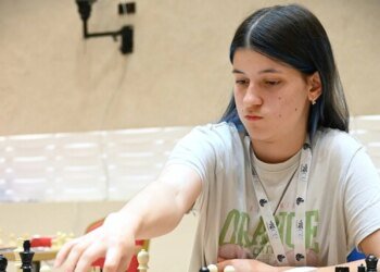 A 15-year-old Ukrainian won the European Chess Championship Chess