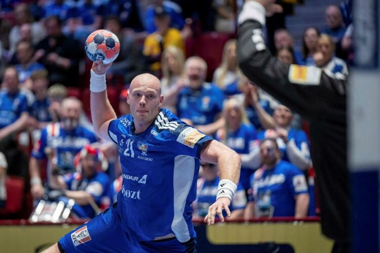 The Icelandic team in the finals