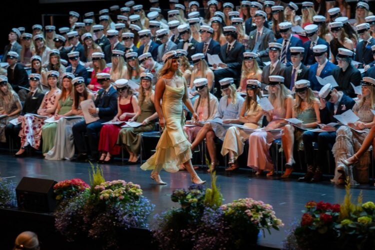 Up to 200 students graduated from MR