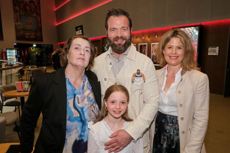 Jóhannes Haukur came with his family
