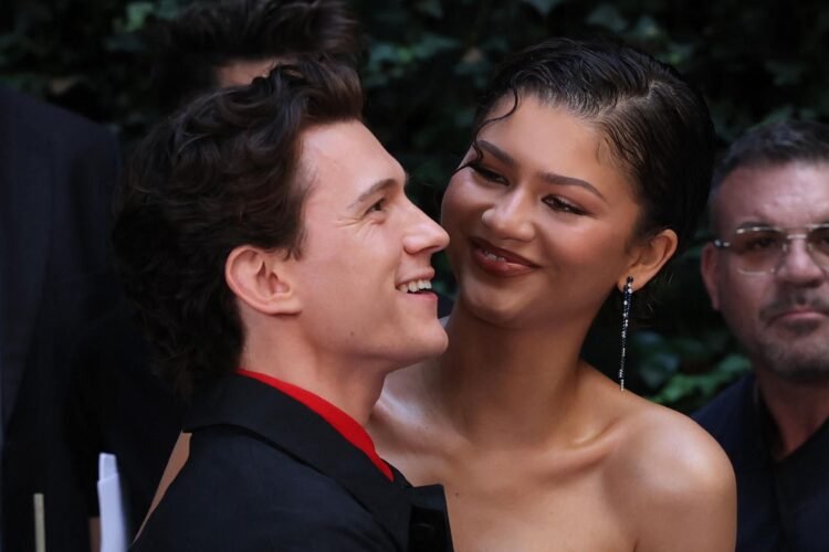 Holland confirms the marriage