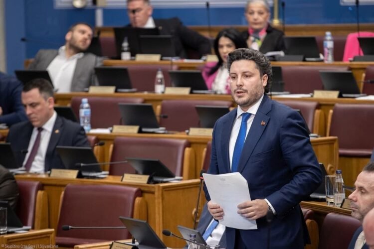 Abazović: Don’t whine and cry about Podgorica, you were in power