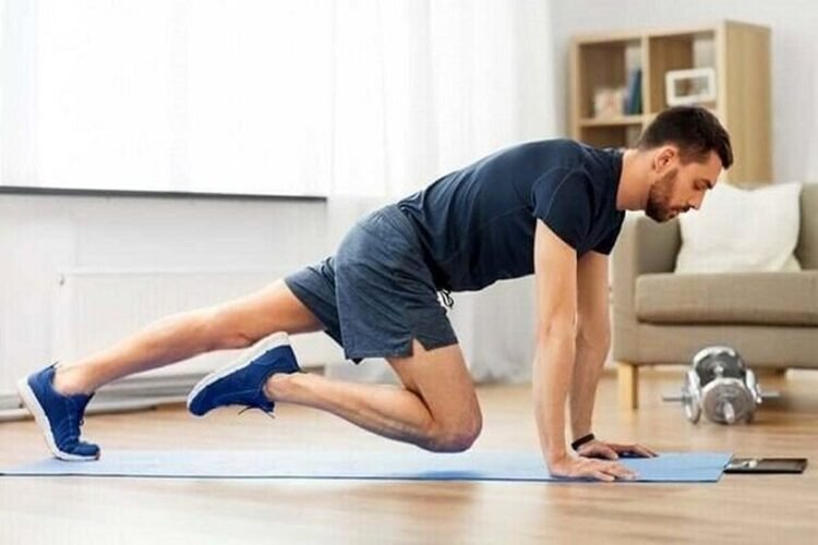 Increase life expectancy with 90 minutes of strength training per week