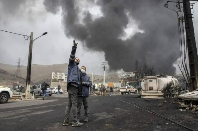 War wounds on the lungs of Tehran