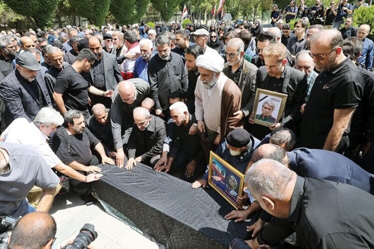 Razavi’s life was the historical memory of the national media
