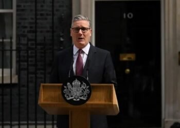 The British Prime Minister resigned + video
