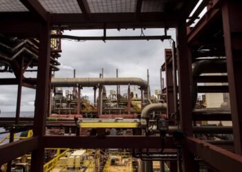 Rio suffers ‘Dutch disease’ with oil royalties – 06/04/2026 – Economy