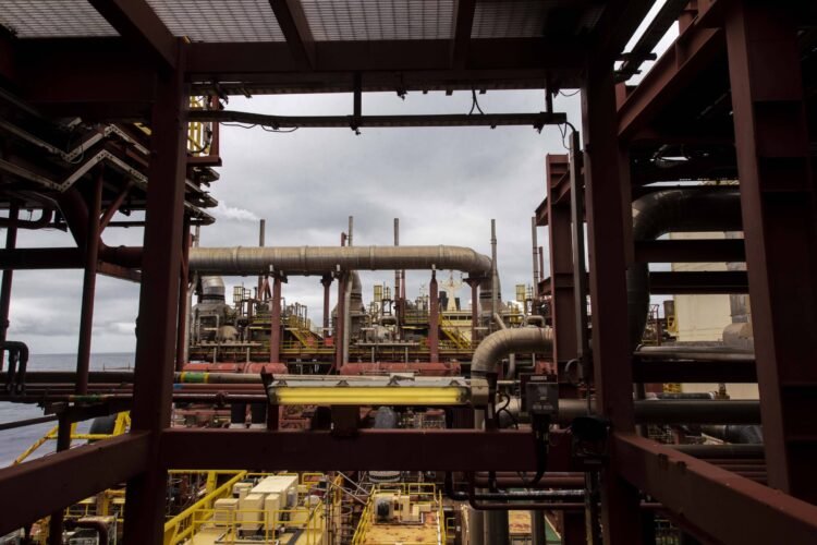 Rio suffers ‘Dutch disease’ with oil royalties – 06/04/2026 – Economy