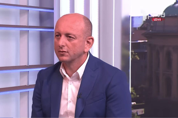 Knežević begs Vučić to be careful: to consider whether to come to the Summit