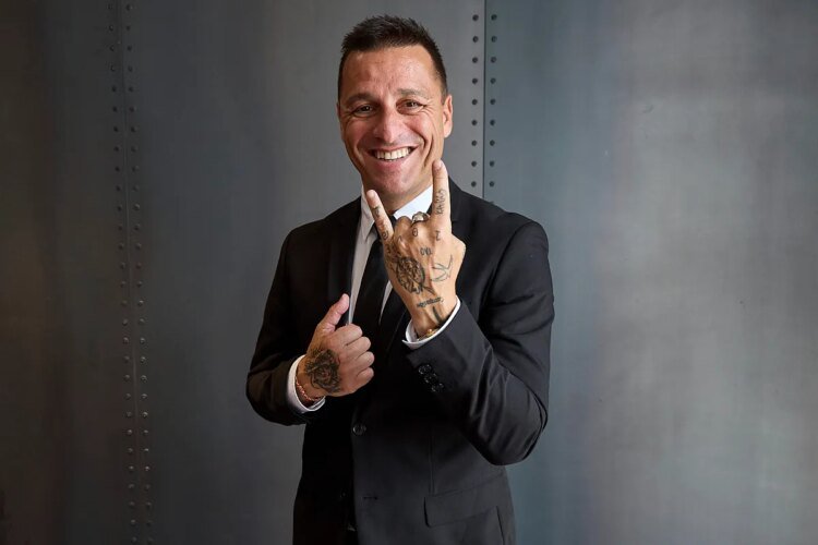 Keko Martínez, former soccer player and financial advisor: "There are unfair comments about the management of players’ money"