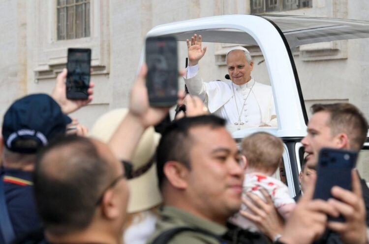 Pope at Audience: The liturgy leads us back to what is essential
