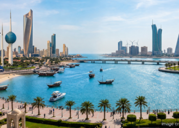 Oman condemns attacks on Bahrain, Kuwait