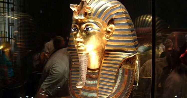 The mystery surrounding Tutankhamun’s ‘alien jewels’ deepens. What did scientists discover in the Libyan desert?