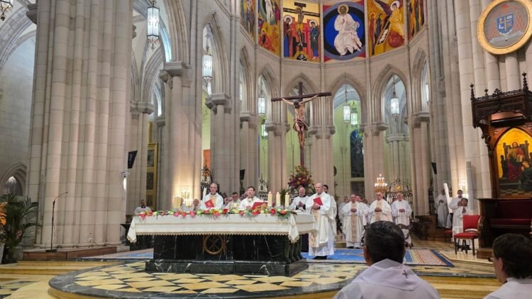 Pope highlights mission at Neocatechumenal Way anniversary