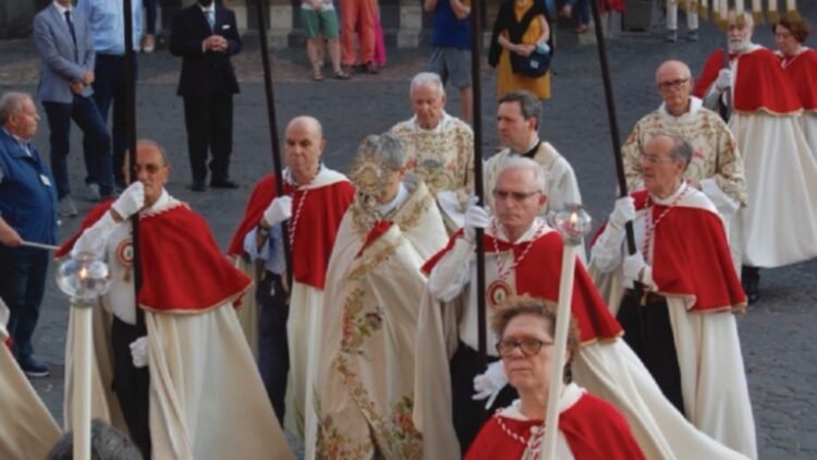 In the city guardian of the Eucharistic miracle