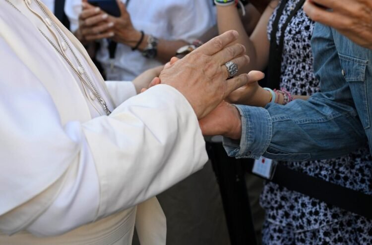 Pope visits Madrid’s most vulnerable at start of apostolic visit to Spain