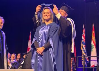 Hockey icon, Victoire captain Marie-Philip Poulin gets honorary doctorate from Bishop’s University