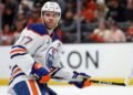 Oilers’ superstar captain Connor McDavid wins 5th Ted Lindsay Award, tying Gretzky