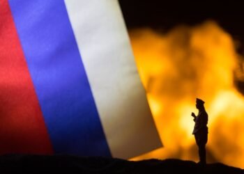 Former Russian intelligence officer: Russia could remain ‘at war’ for another two decades